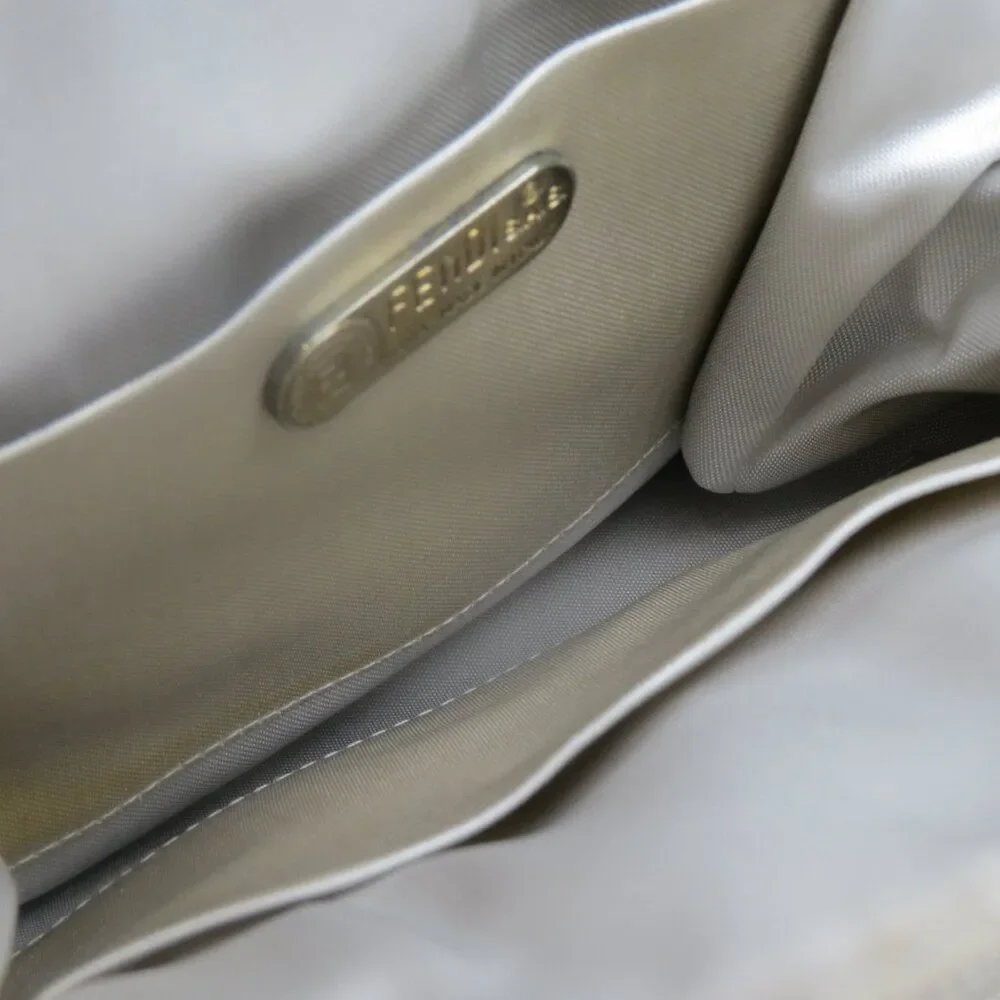Fender fendi silver